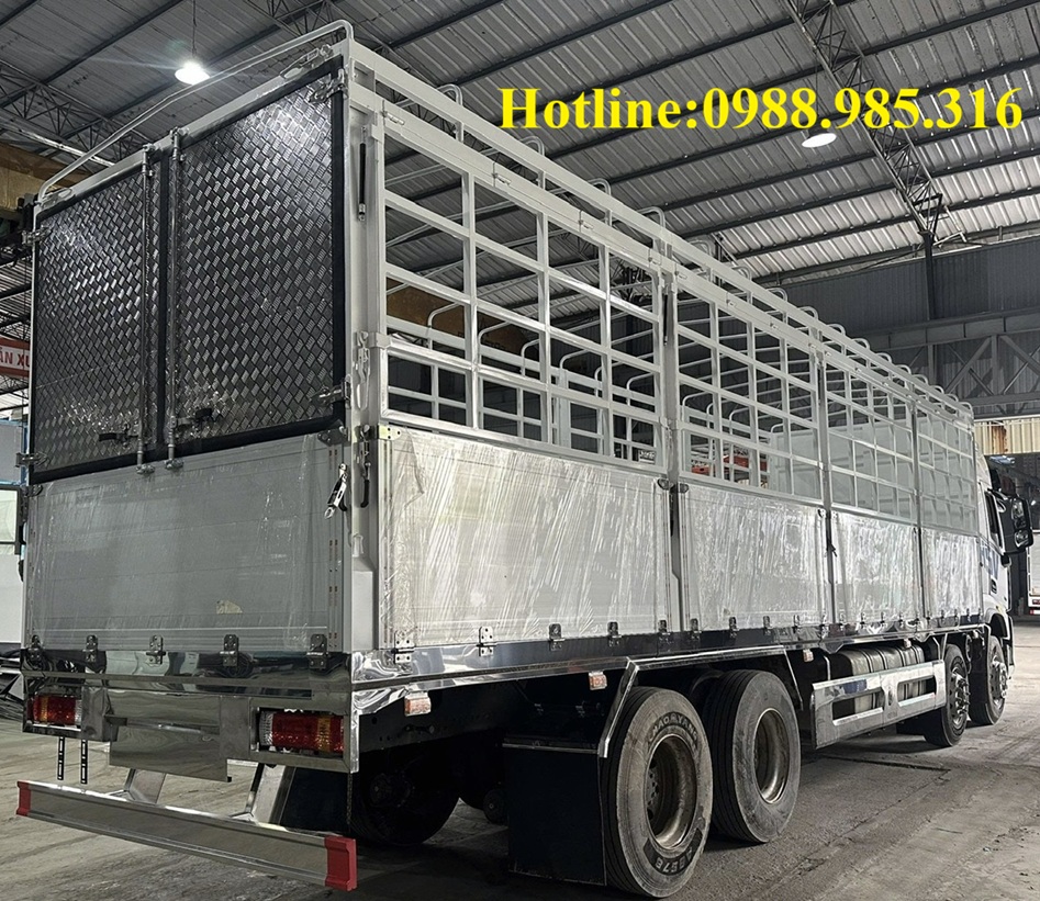 xe tải thùng 4 chân bửng nhôm